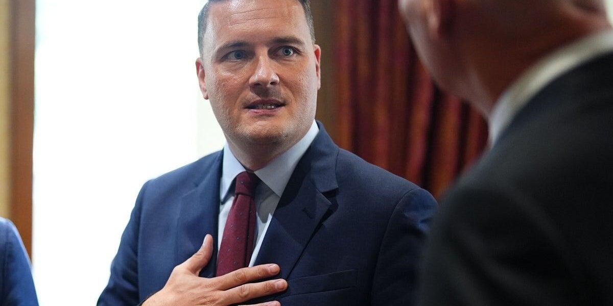 Wes Streeting Confronts Surge in Online Homophobia After Defense Secretary Appointment Wes Streeting Confronts Surge in Online Homophobia After Defense Secretary Appointment
