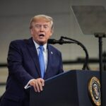 Trump Claims ‘Young Beautiful Girls’ Visit White House to Thank Him Trump Claims ‘Young Beautiful Girls’ Visit White House to Thank Him