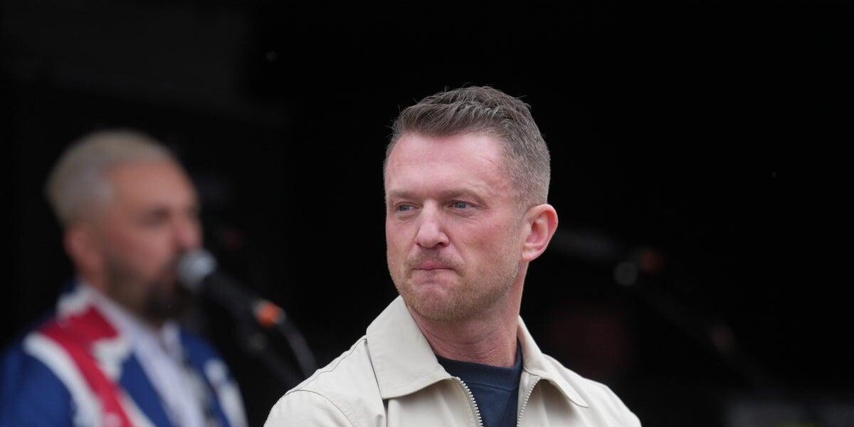 Tommy Robinson Issues Apology to Muslim Student Over Online Hate Campaign Tommy Robinson Issues Apology to Muslim Student Over Online Hate Campaign