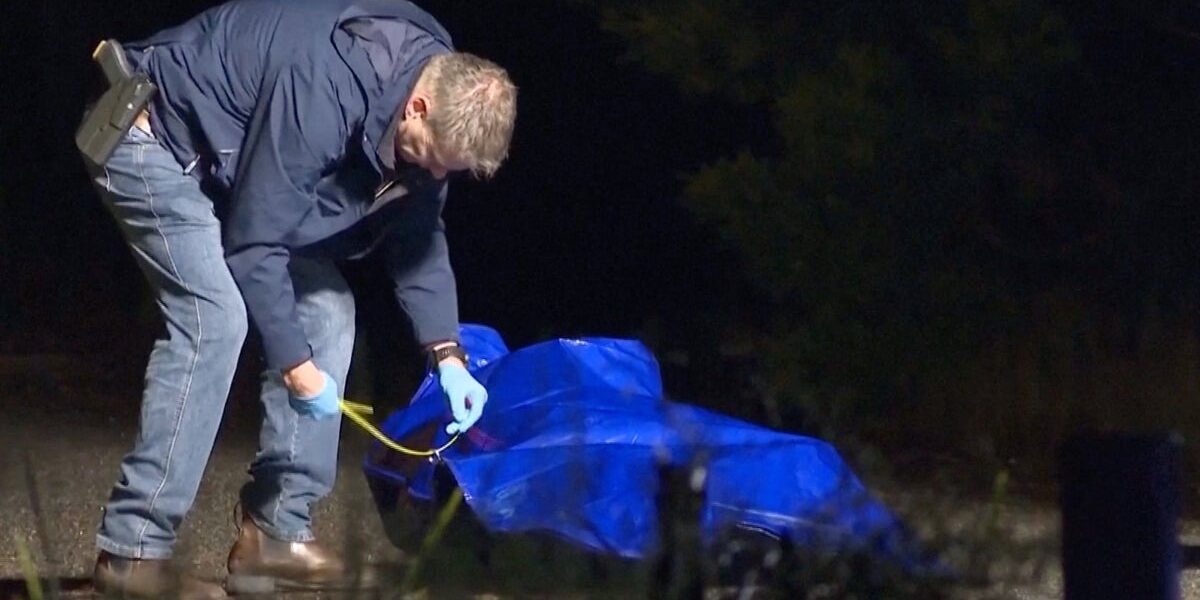 Australian Police Confirm Suitcase ‘Body’ as Sex Doll After 20-Hour Investigation Australian Police Confirm Suitcase ‘Body’ as Sex Doll After 20-Hour Investigation