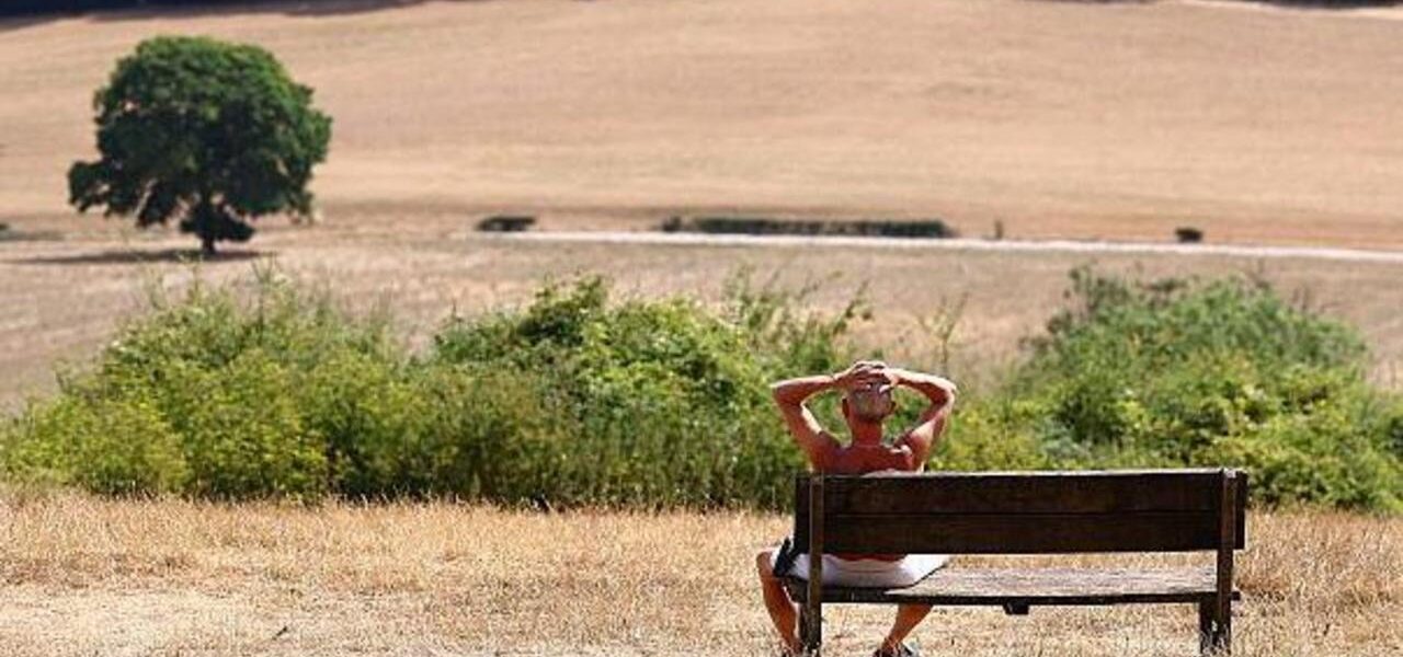 UK Heatwave Ends with Cooler Weekend Forecast UK Heatwave Ends with Cooler Weekend Forecast