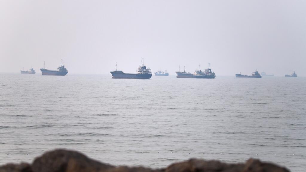 Iran-Oman Hormuz Deal Nears Completion Amid Trump Deal Signals