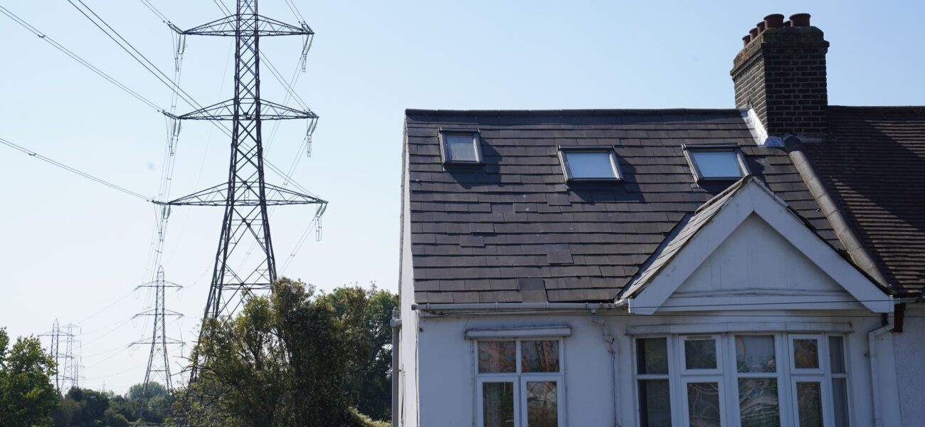 East London Residents Near Pylons to Receive £250 Bill Reduction East London Residents Near Pylons to Receive £250 Bill Reduction