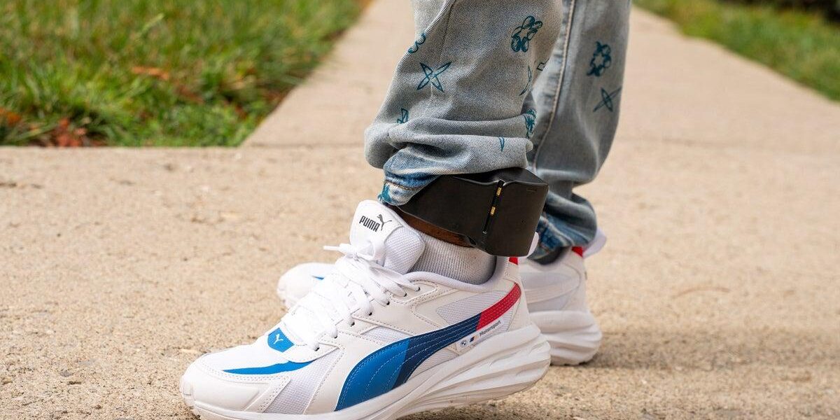 Haitian Immigrants in Ohio Required to Wear Ankle Monitors Amid US Policy Shift