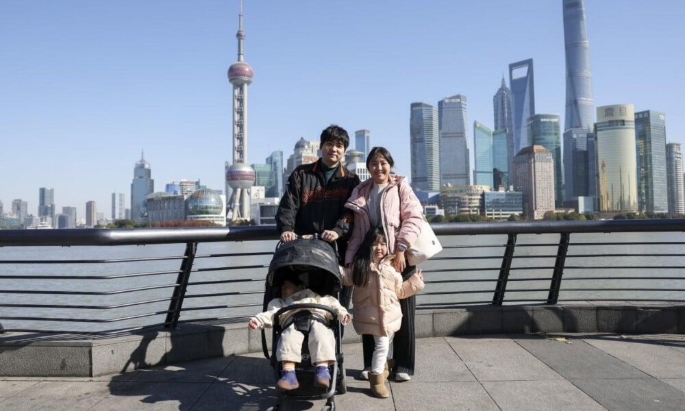 Surge in Weekend Trips to China by South Koreans: Visa-Free Entry and Short Flights Surge in Weekend Trips to China by South Koreans: Visa-Free Entry and Short Flights