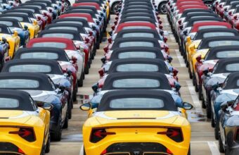 Chinese EV Sales Dip in July Amid Economic Slowdown