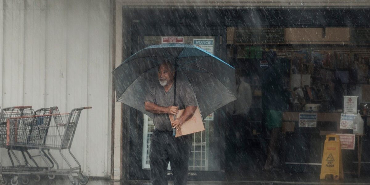 Tropical Storm Lala Batters Hawaiian Islands with Heavy Rain and Winds Tropical Storm Lala Batters Hawaiian Islands with Heavy Rain and Winds