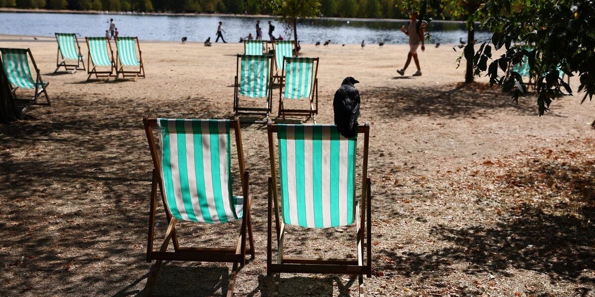UK Heatwave Alert: Burnham Chairs Cobra Meeting as Temperatures Hit 33C