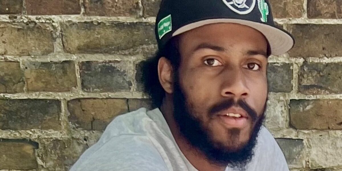 Clapham Shooting: Bus Driver Fatally Shot Outside London Pub Clapham Shooting: Bus Driver Fatally Shot Outside London Pub