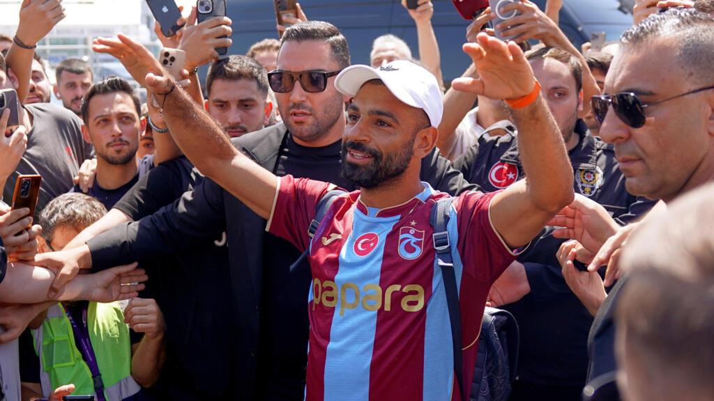 Mohamed Salah Signs Two-Year Contract with Turkish Club Trabzonspor Mohamed Salah Signs Two-Year Contract with Turkish Club Trabzonspor