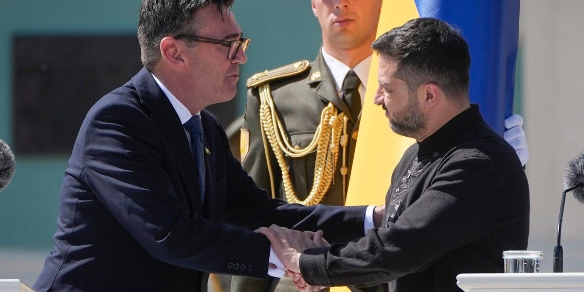 UK-Russia Tensions Rise as Burnham Confronts Putin During Ukraine Visit UK-Russia Tensions Rise as Burnham Confronts Putin During Ukraine Visit