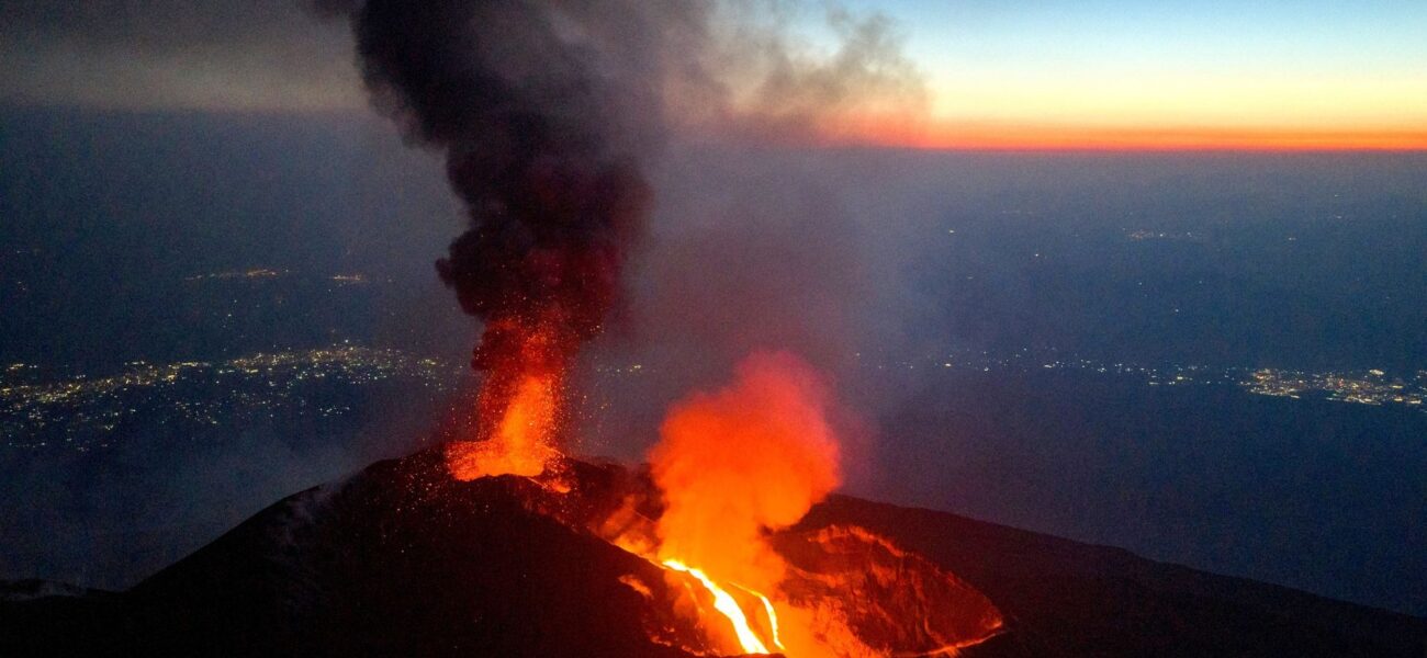 Hundreds of Flights Canceled Amid Mount Etna Eruption in Sicily