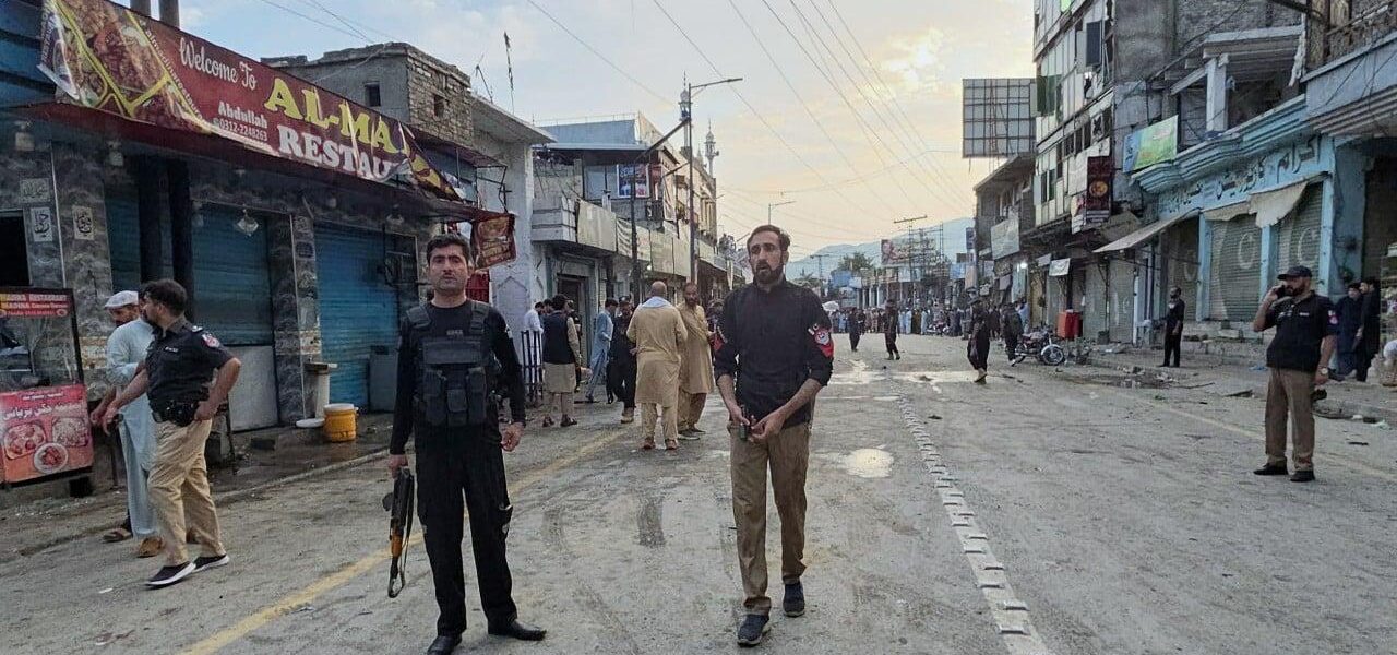 Deadly Suicide Bombing at Pakistan Anti-Militant Rally: 14 Killed Deadly Suicide Bombing at Pakistan Anti-Militant Rally: 14 Killed