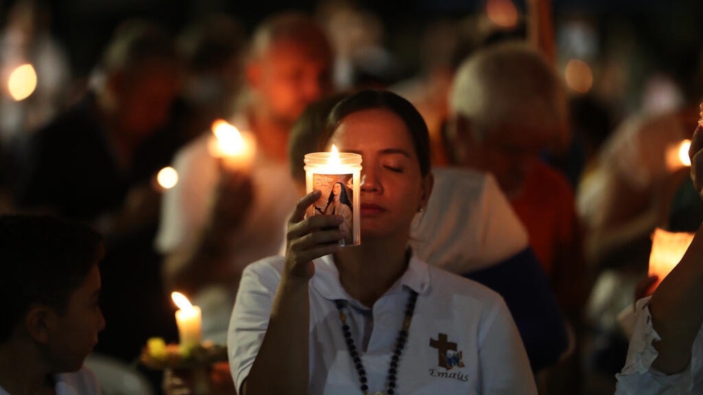 Colombia’s President Appeals to Trump for Tariff Suspension Post-Earthquake Colombia’s President Appeals to Trump for Tariff Suspension Post-Earthquake