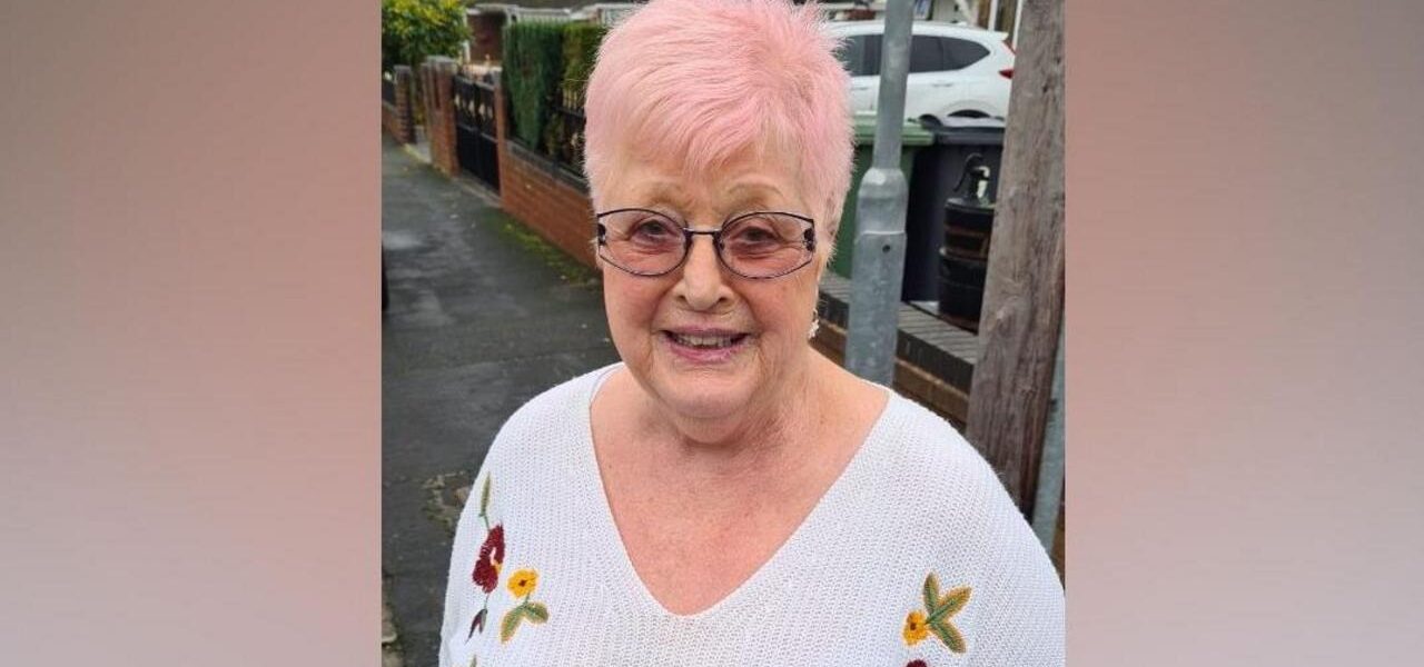 Resident Escapes Bungalow Fire with Pets in Tow