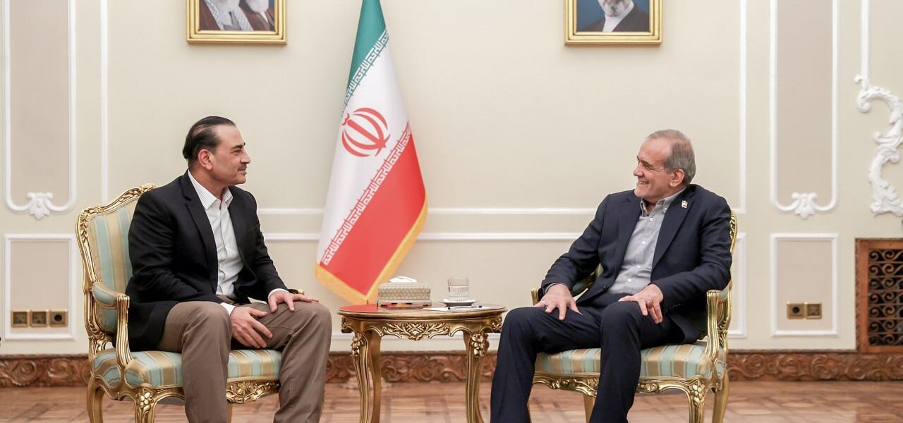 Pakistan Envoy in Tehran as US-Iran Tensions Threaten Strait of Hormuz Pakistan Envoy in Tehran as US-Iran Tensions Threaten Strait of Hormuz