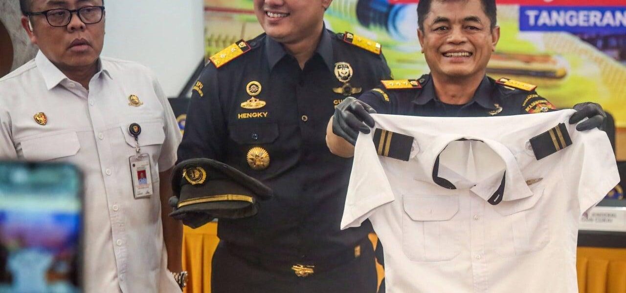 Malaysian Authorities Investigate Pilot’s Alleged Drug Smuggling Through Airport Security Malaysian Authorities Investigate Pilot’s Alleged Drug Smuggling Through Airport Security