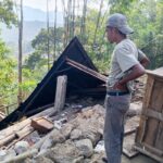 7.7 Magnitude Earthquake Hits Indonesia, Claims Lives and Causes Panic 7.7 Magnitude Earthquake Hits Indonesia, Claims Lives and Causes Panic