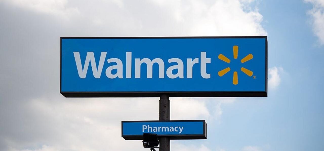 Walmart Faces Slowest Growth in Six Years Amid Economic Pressures Walmart Faces Slowest Growth in Six Years Amid Economic Pressures