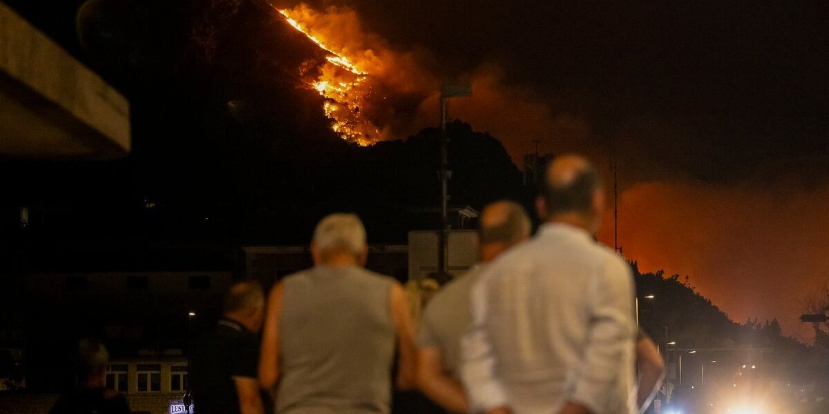Europe Confronts Unprecedented Heatwave and Wildfire Crisis Europe Confronts Unprecedented Heatwave and Wildfire Crisis