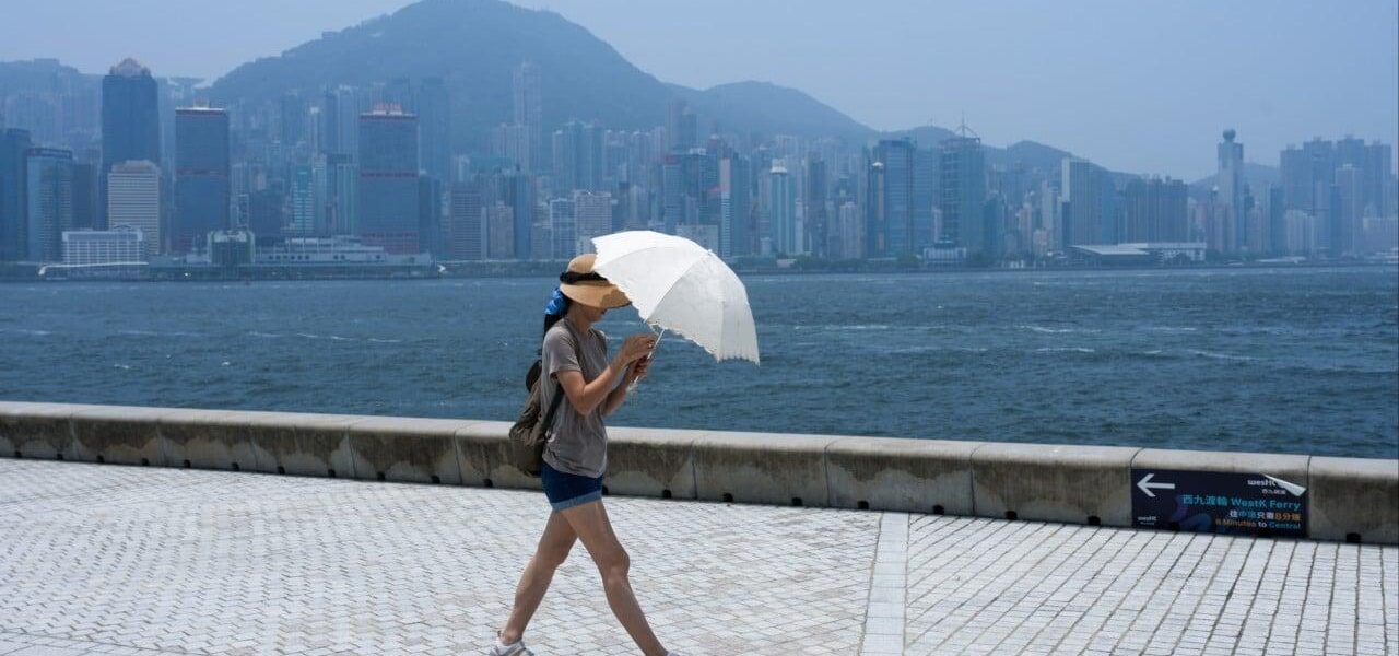 Hong Kong Experiences Record Heat as Severe Typhoon Dolphin Approaches Hong Kong Experiences Record Heat as Severe Typhoon Dolphin Approaches