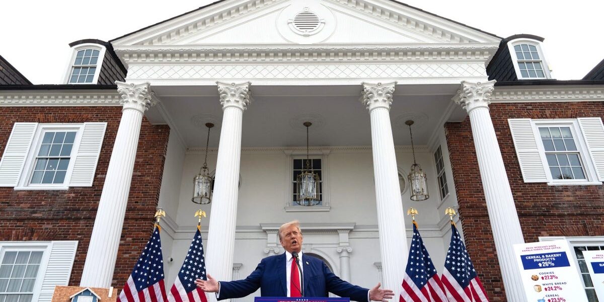 Trump’s 2024 Photo Op Reveals Economic Strain on Republicans