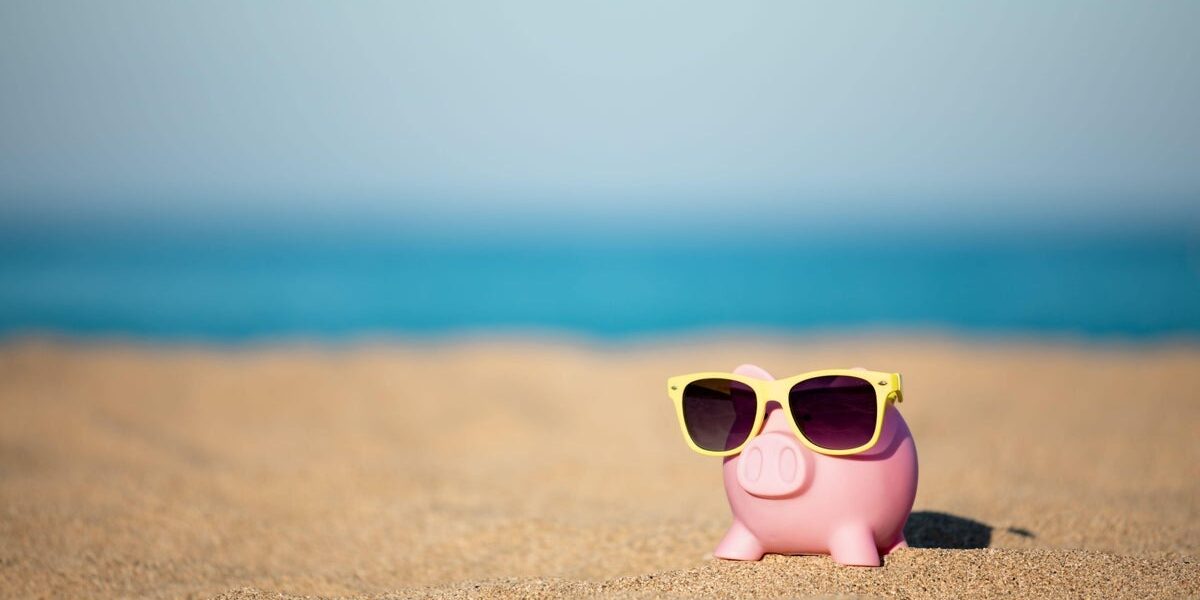 Financial Stress Persists: Holidaymakers Take Days to Shed Money Worries