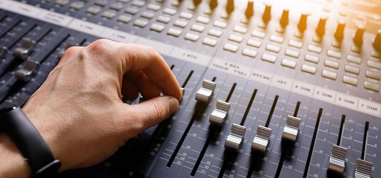 Australia Bans AI-Generated Songs from Music Charts
