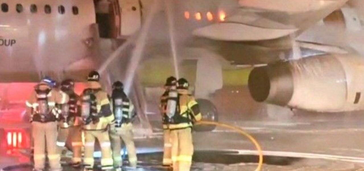 Airlines Issue Urgent Safety Warnings on Lithium-Ion Batteries Airlines Issue Urgent Safety Warnings on Lithium-Ion Batteries