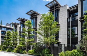 Hong Kong Luxury Home Sold for .5M to Ningbo Tycoon’s Family