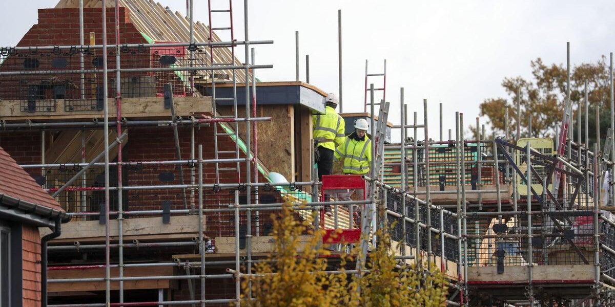 Persimmon Reports 15% Revenue Increase Amid Challenging Housing Market Persimmon Reports 15% Revenue Increase Amid Challenging Housing Market