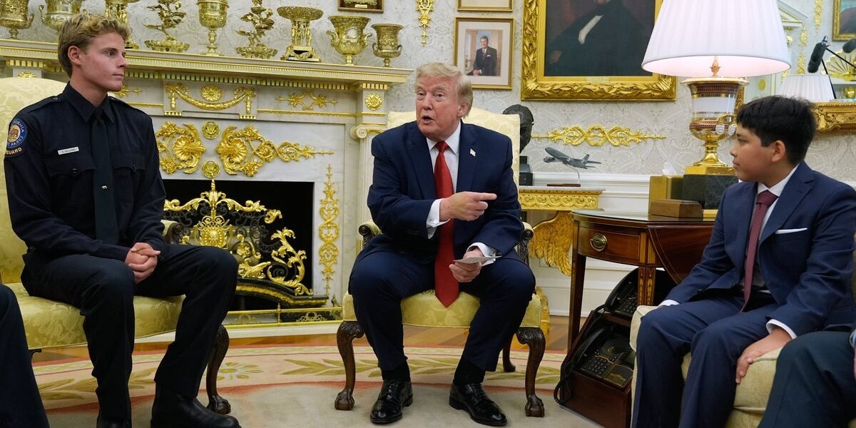 Teen Lifeguard and Rescued Boy Honored at White House by Trump Teen Lifeguard and Rescued Boy Honored at White House by Trump