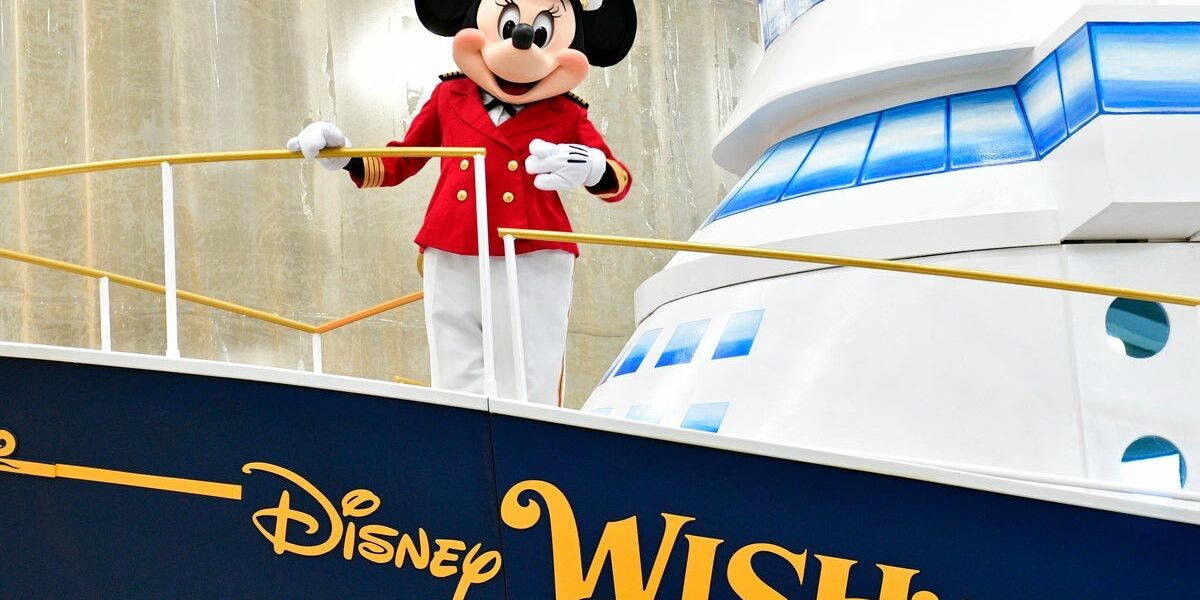 Florida Woman Sues Disney Cruise Line Over Theater Stair Fall Florida Woman Sues Disney Cruise Line Over Theater Stair Fall