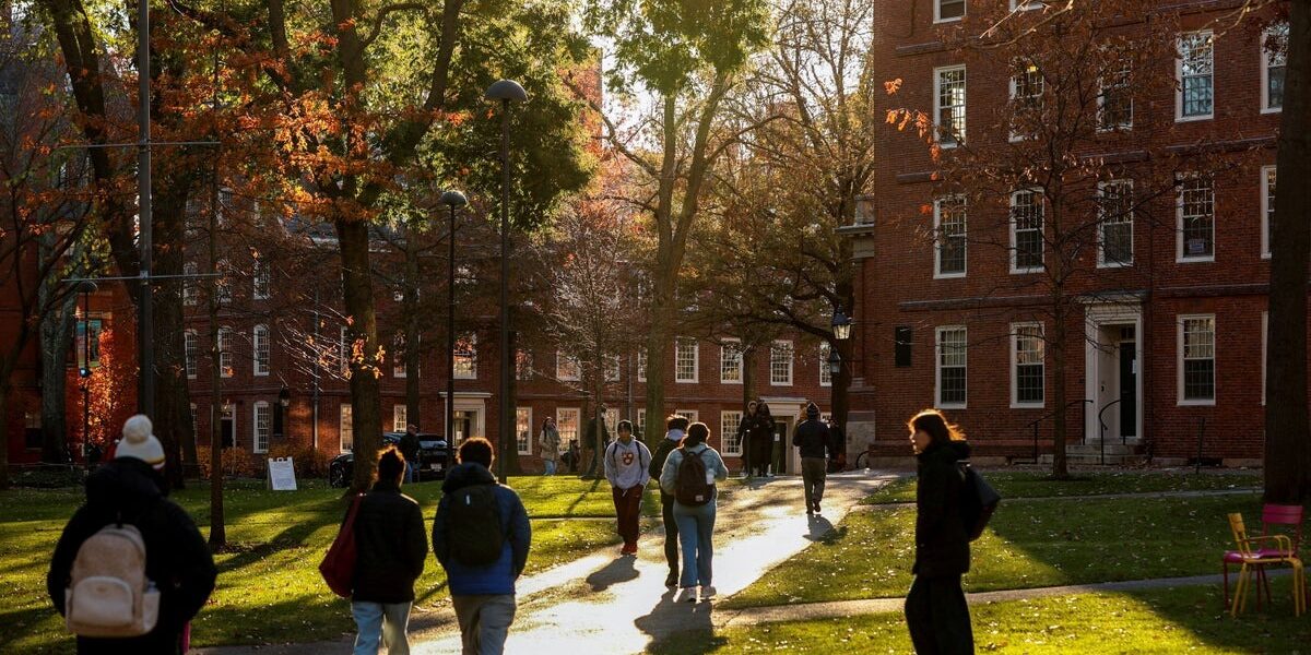 US Colleges Face 10% Drop in Foreign Student Enrollment Due to Trump Policies US Colleges Face 10% Drop in Foreign Student Enrollment Due to Trump Policies