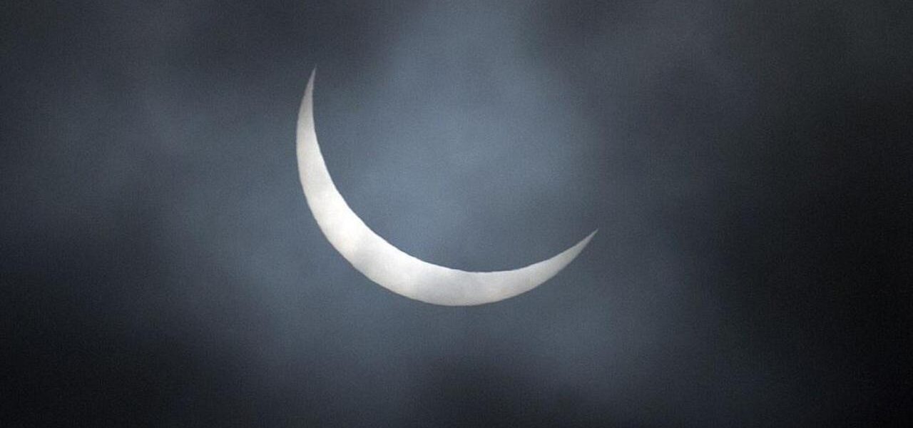 Partial Solar Eclipse to Darken Lincolnshire Skies on Wednesday Partial Solar Eclipse to Darken Lincolnshire Skies on Wednesday