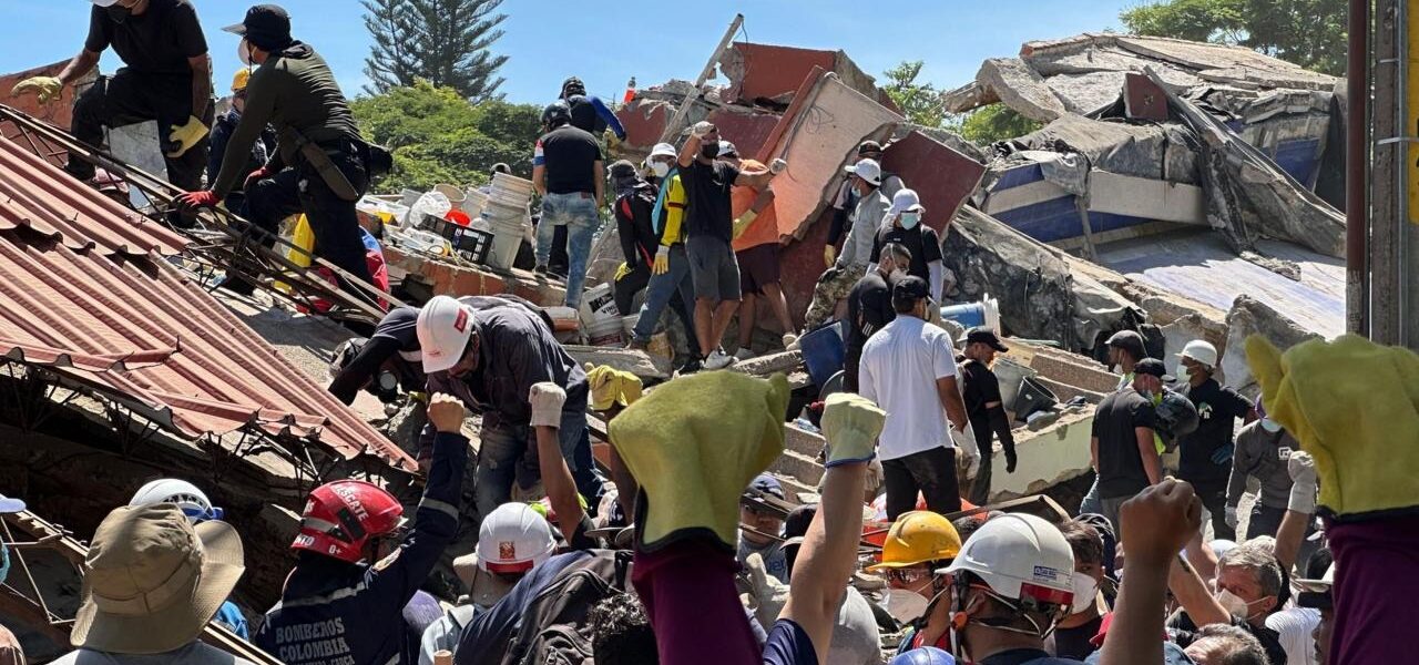 Colombian Brother’s Anguish as Rescue Efforts Continue at Collapsed Cali Building Colombian Brother’s Anguish as Rescue Efforts Continue at Collapsed Cali Building