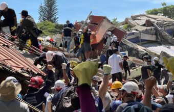 Colombian Brother’s Anguish as Rescue Efforts Continue at Collapsed Cali Building Colombian Brother’s Anguish as Rescue Efforts Continue at Collapsed Cali Building