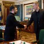 Ukraine’s Ousted Defense Minister Criticizes Zelensky, Calls for Wartime Elections