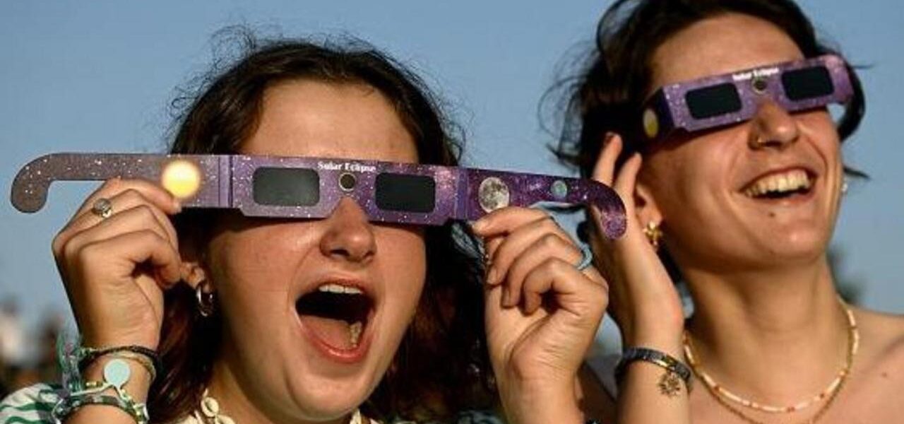 Eclipse Eye Damage: Key Symptoms and Urgent Warnings Issued Eclipse Eye Damage: Key Symptoms and Urgent Warnings Issued