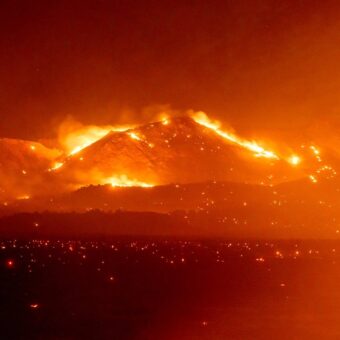 Unprecedented Wildfires Ravage Globe Amid Record Temperatures and Drought Unprecedented Wildfires Ravage Globe Amid Record Temperatures and Drought