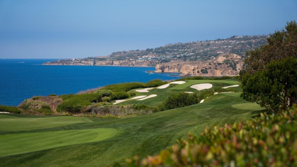 Man Arrested with Loaded Gun Near Trump’s LA Golf Course Ahead of Visit Man Arrested with Loaded Gun Near Trump’s LA Golf Course Ahead of Visit