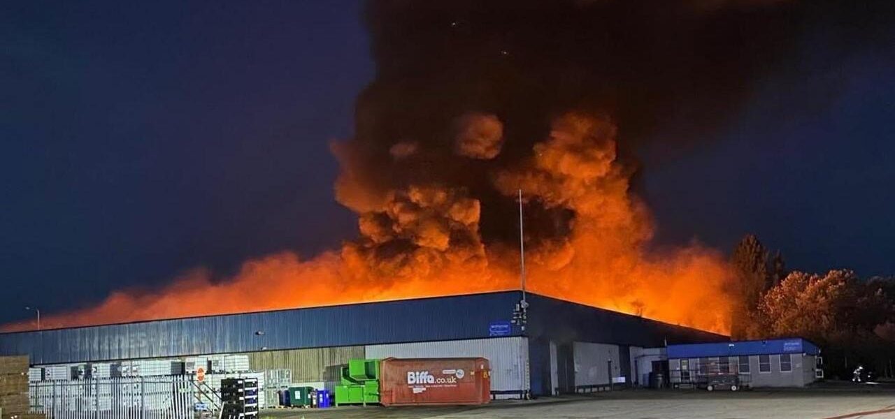 Emergency Services Battle Early Morning Warehouse Fire Emergency Services Battle Early Morning Warehouse Fire