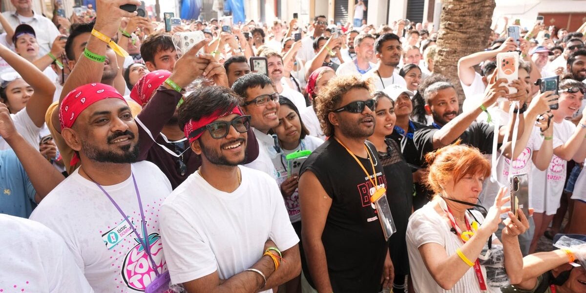 Thousands Converge on Spanish Town for La Tomatina Food Fight Thousands Converge on Spanish Town for La Tomatina Food Fight
