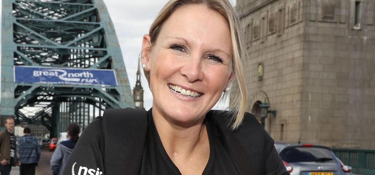 Campaigner Claire Lomas Dies in Jordan Microlight Crash While Filming Apple Series Campaigner Claire Lomas Dies in Jordan Microlight Crash While Filming Apple Series