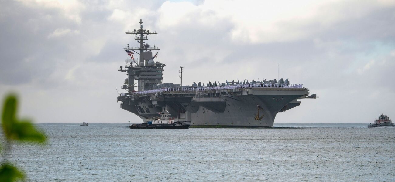 Trump Downplays Concerns Over USS Abraham Lincoln Conditions Trump Downplays Concerns Over USS Abraham Lincoln Conditions