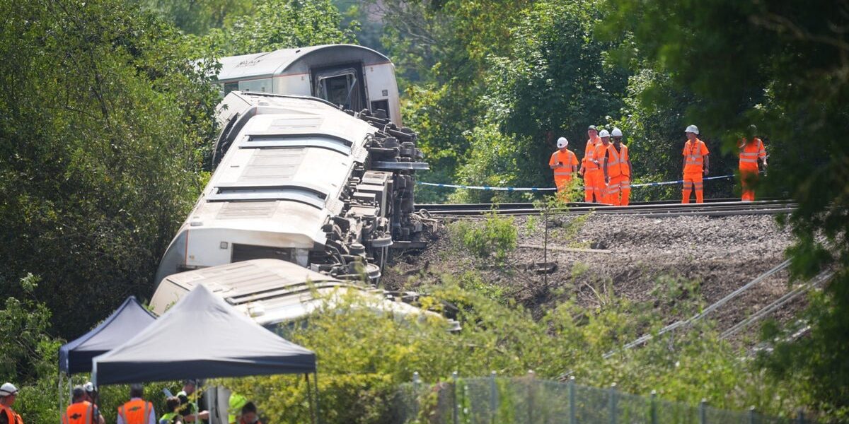 Track Defect Uncovered Following Lewes Train Derailment Track Defect Uncovered Following Lewes Train Derailment
