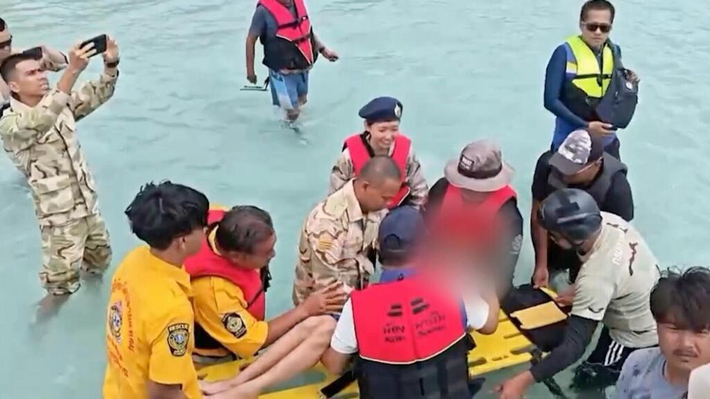 French Family Rescued After 16-Hour Ordeal Adrift Near Koh Samui French Family Rescued After 16-Hour Ordeal Adrift Near Koh Samui