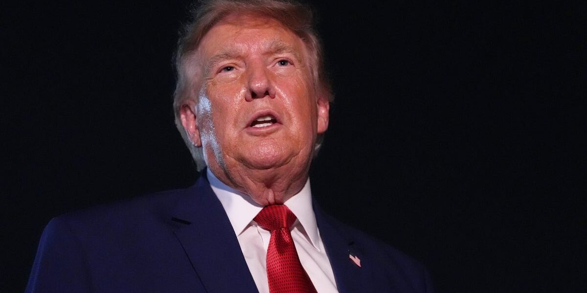 Donald Trump Confirms Secret Plane Switch Post-NATO Summit Due to Threat Donald Trump Confirms Secret Plane Switch Post-NATO Summit Due to Threat