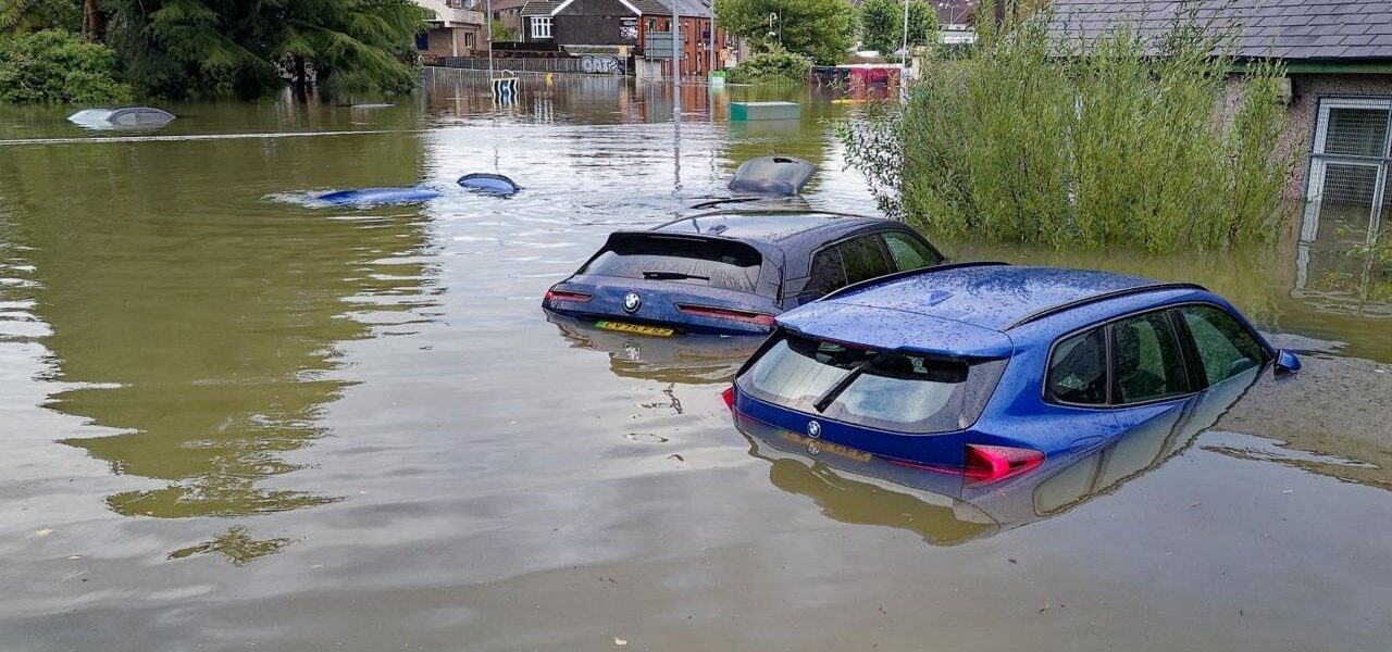 Severe Weather Alert: Flash Flooding Risk as Heavy Rain Hits UK Severe Weather Alert: Flash Flooding Risk as Heavy Rain Hits UK