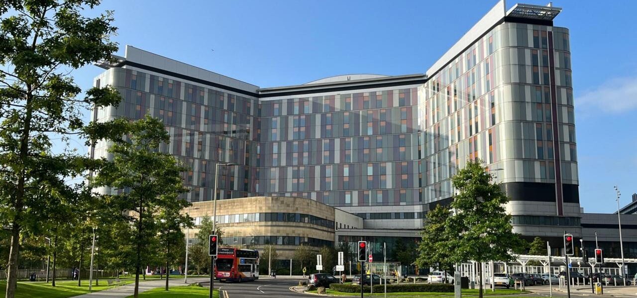 Doctor Accuses Queen Elizabeth University Hospital of Ignoring Patient Safety Issues for 15 Years